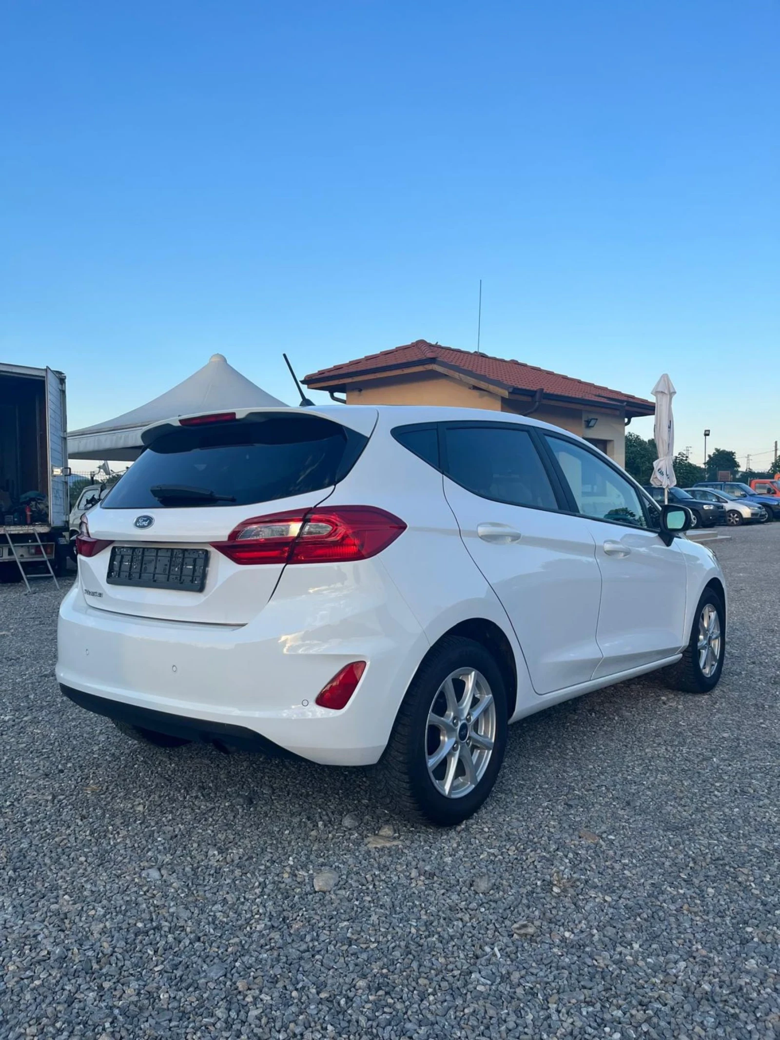 Ford Fiesta 1.5 TDCI euro6 - изображение 7