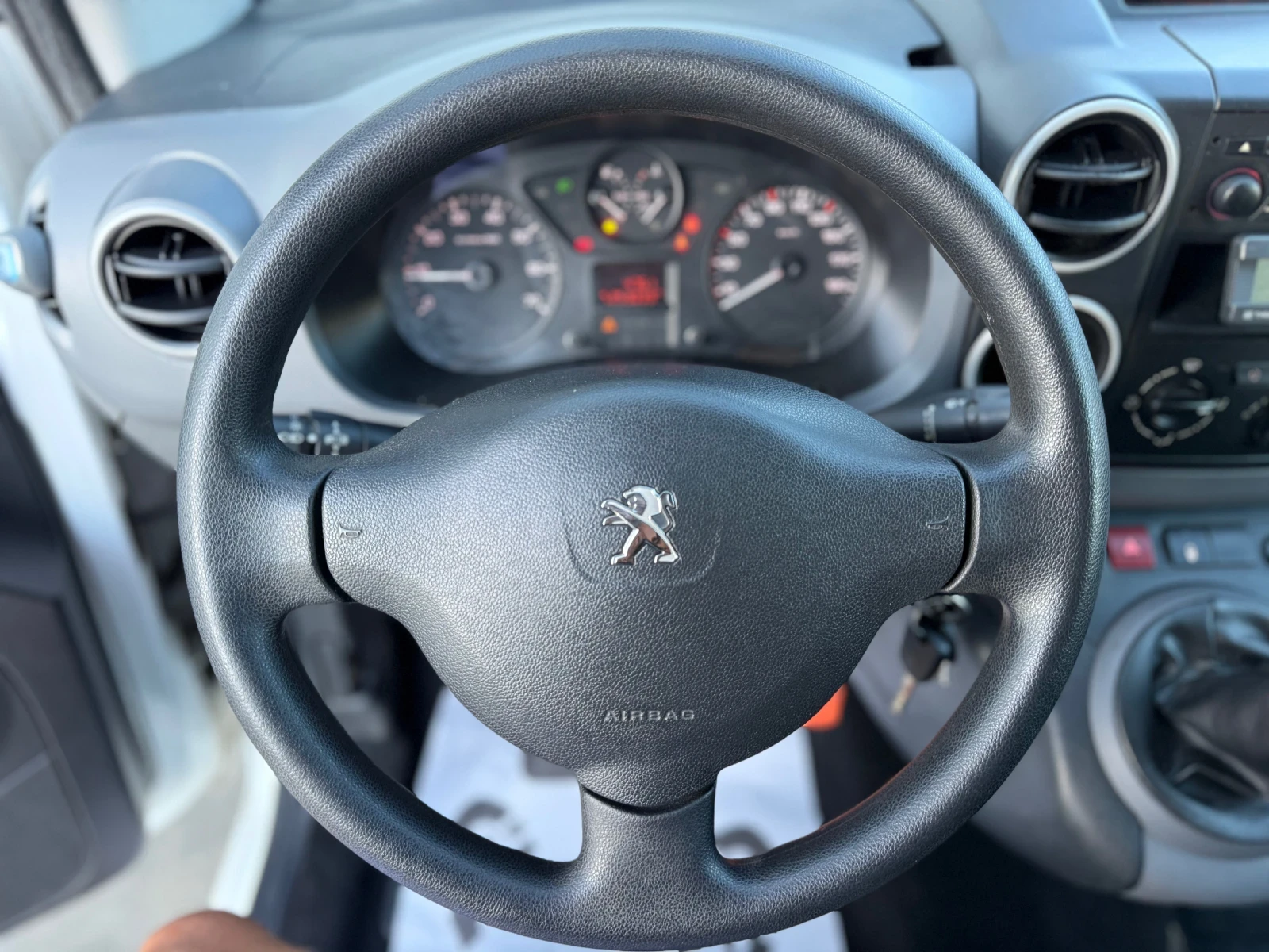 Peugeot Partner 1.6HDI* THERMO KING* EURO6B *  * *  | Mobile.bg   13