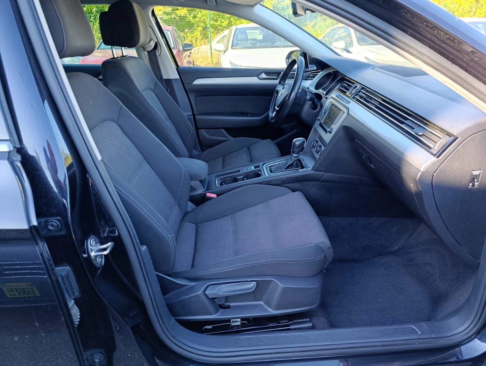 VW Passat 2.0TDI 150kc. Comfortline | Mobile.bg   14