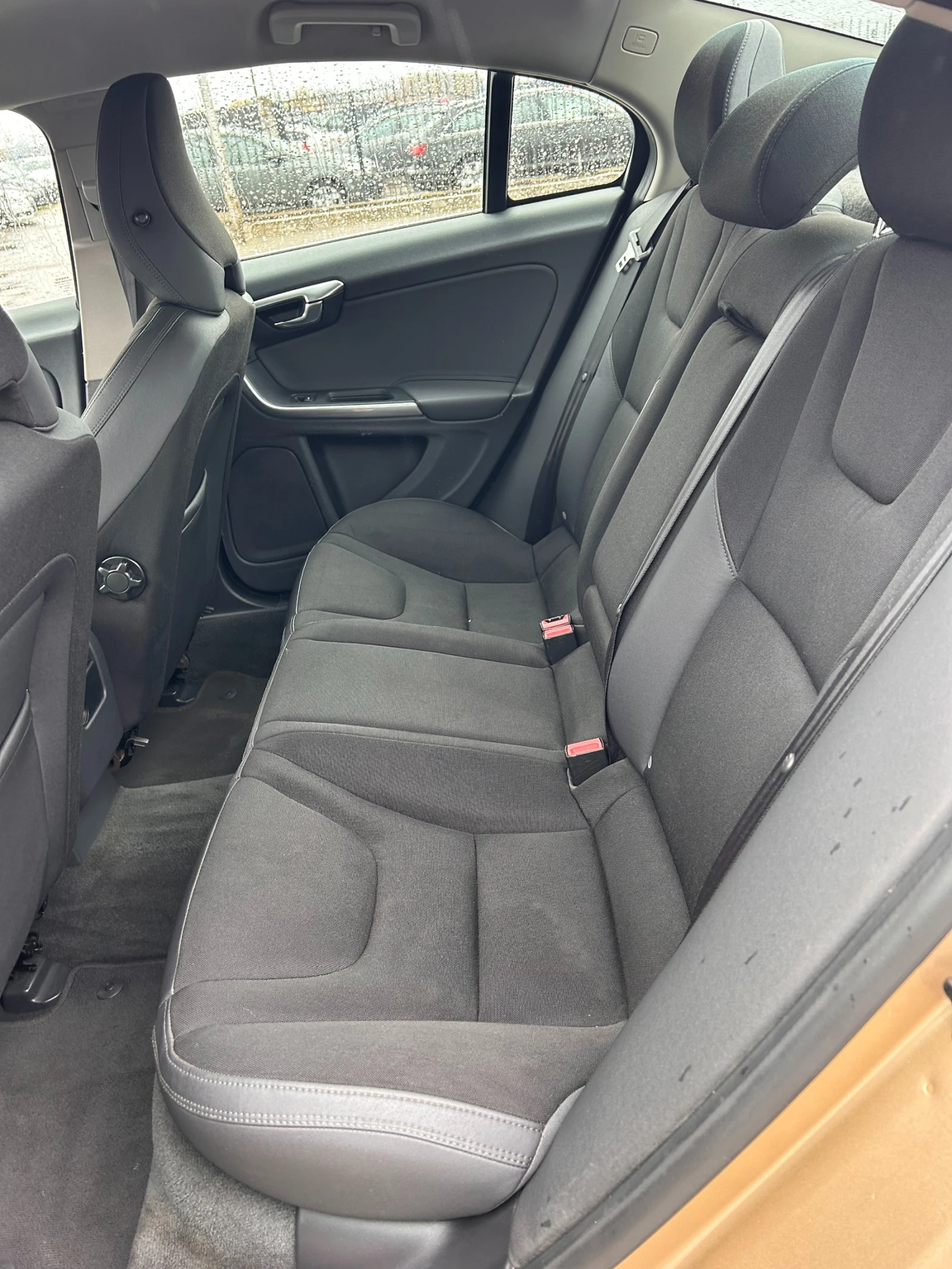 Volvo S60 2.0D AVTOMAT/NAVI EURO 5 - изображение 10