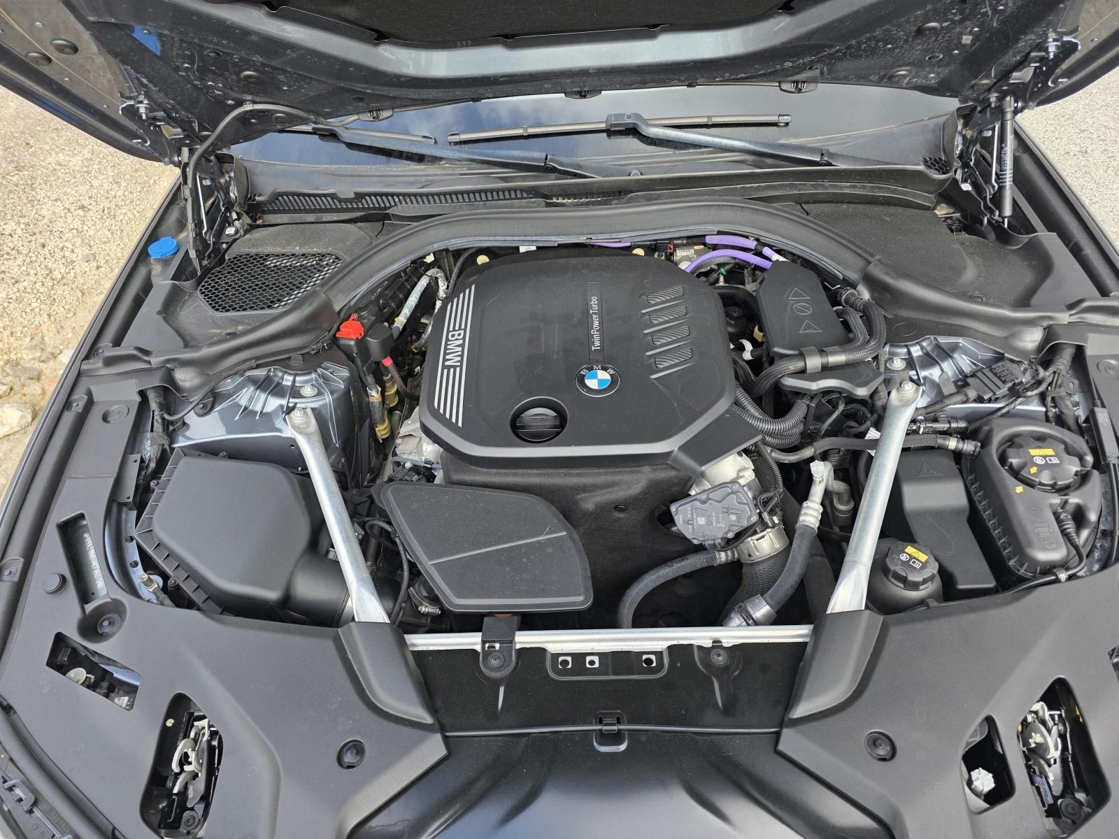 BMW 520 2.0D M.SPORT HYBRIDA  | Mobile.bg   15