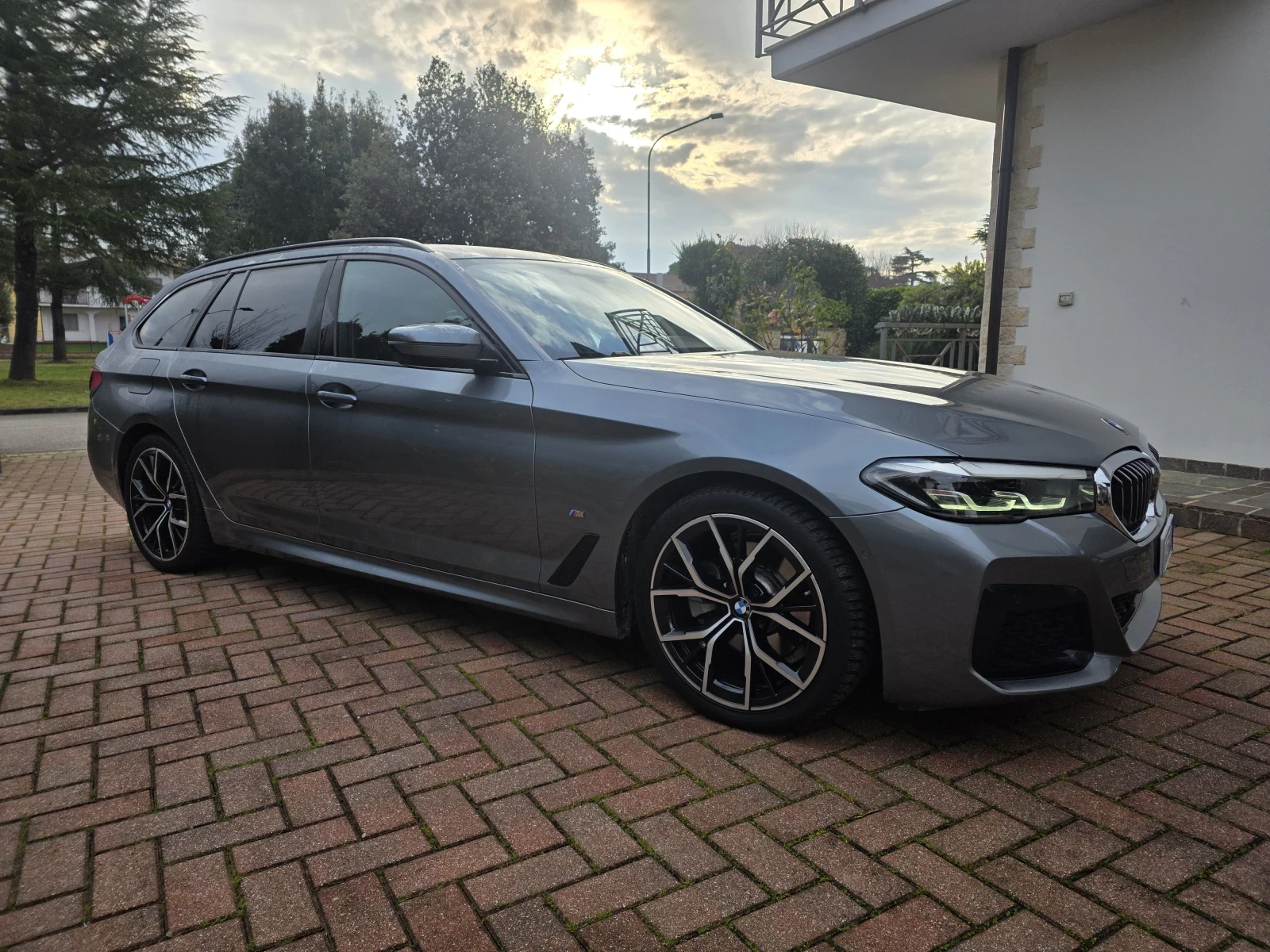 BMW 520 2.0D M.SPORT HYBRIDA  | Mobile.bg � ����������� 3