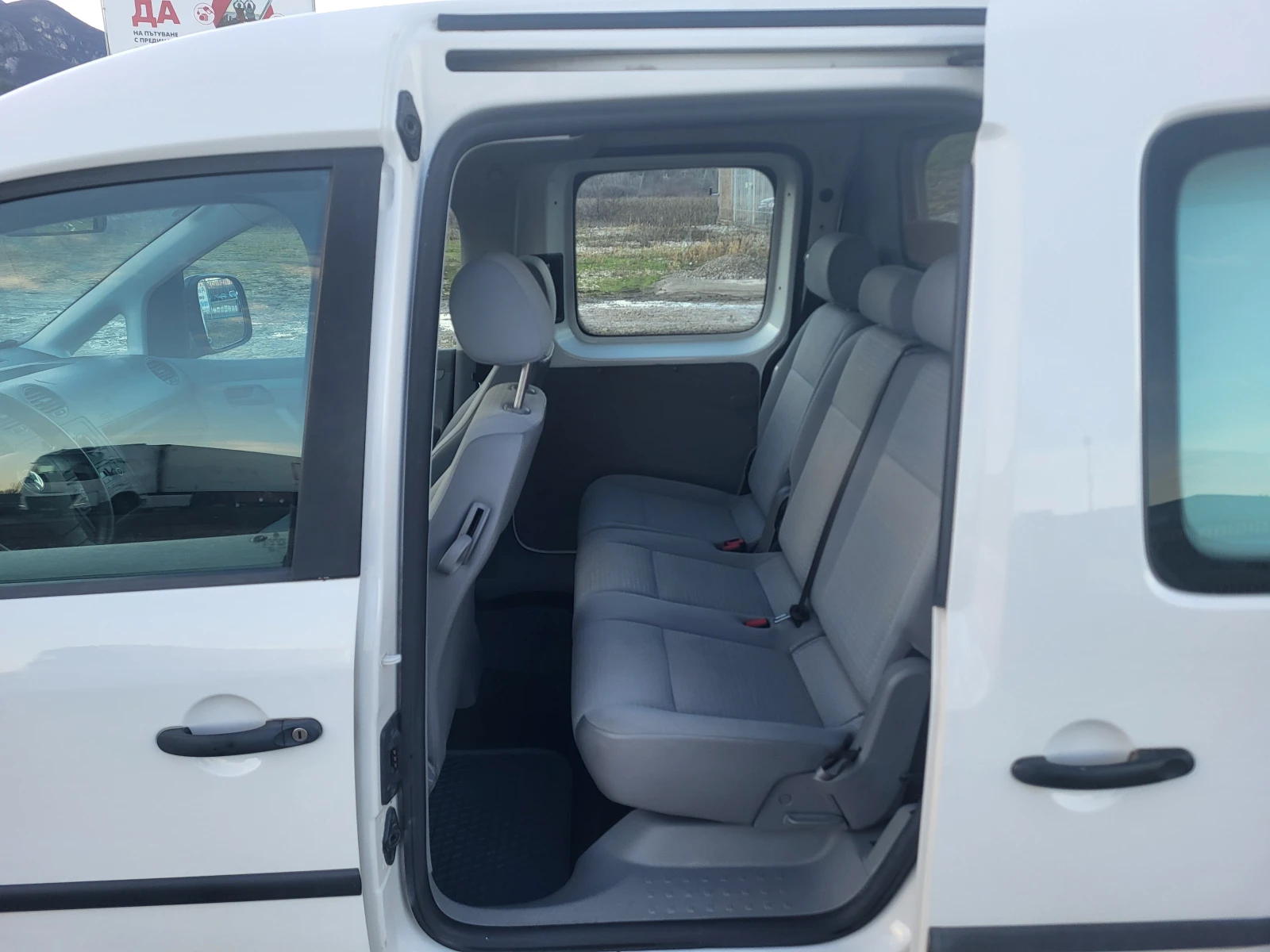 VW Caddy 1.9TDi MaxiVan - изображение 10