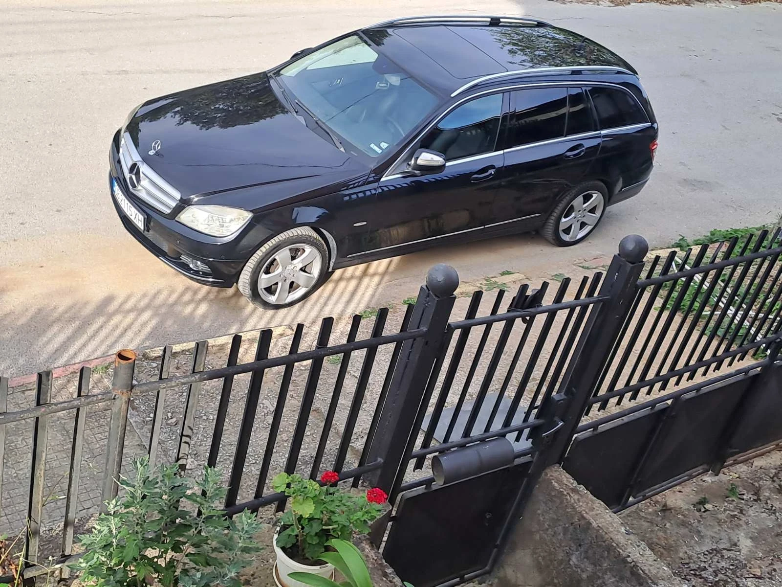 Mercedes-Benz C 320  - изображение 5