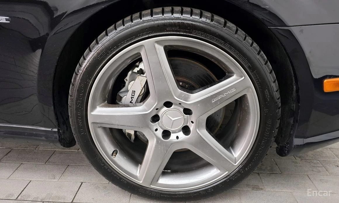 Mercedes-Benz CLS 63 AMG  - изображение 5