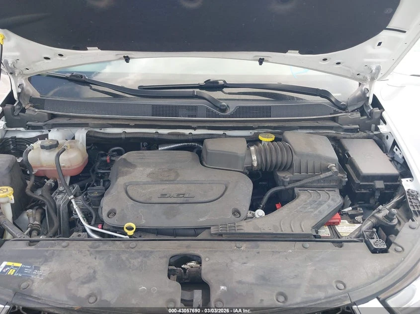 Chrysler Pacifica 3.6l Touring L, снимка 10 - Автомобили и джипове - 53773674