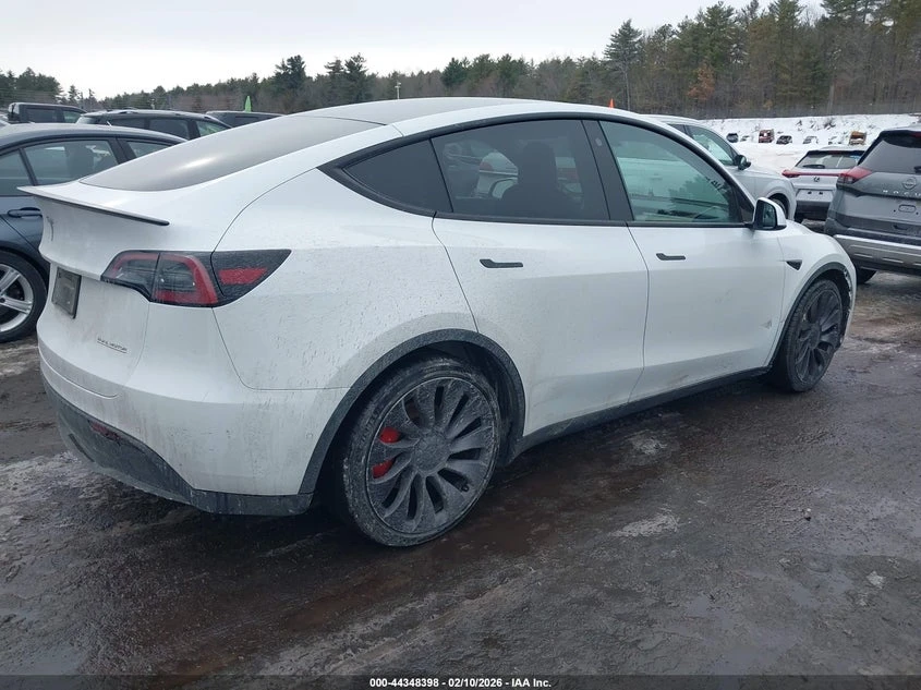 Tesla Model Y Performance Dual Motor All-Wheel Drive, снимка 4 - Автомобили и джипове - 53960296