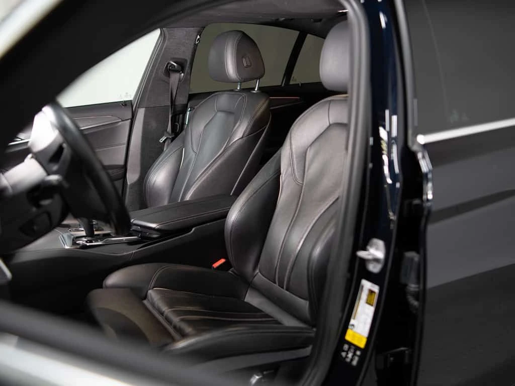 BMW 530 * 530i | M SPORT | XDRIVE | PREMIUM PKG | 19 IN * , снимка 10 - Автомобили и джипове - 53975472