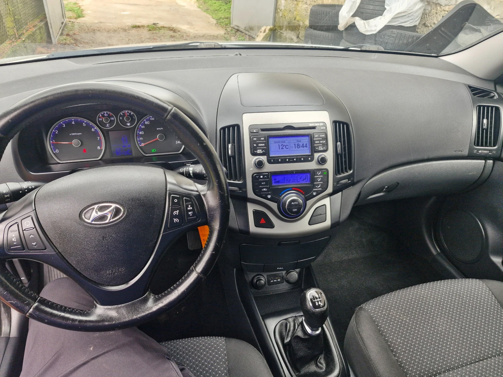 Hyundai I30 1.4 FACE 95 000км, снимка 12 - Автомобили и джипове - 54081532