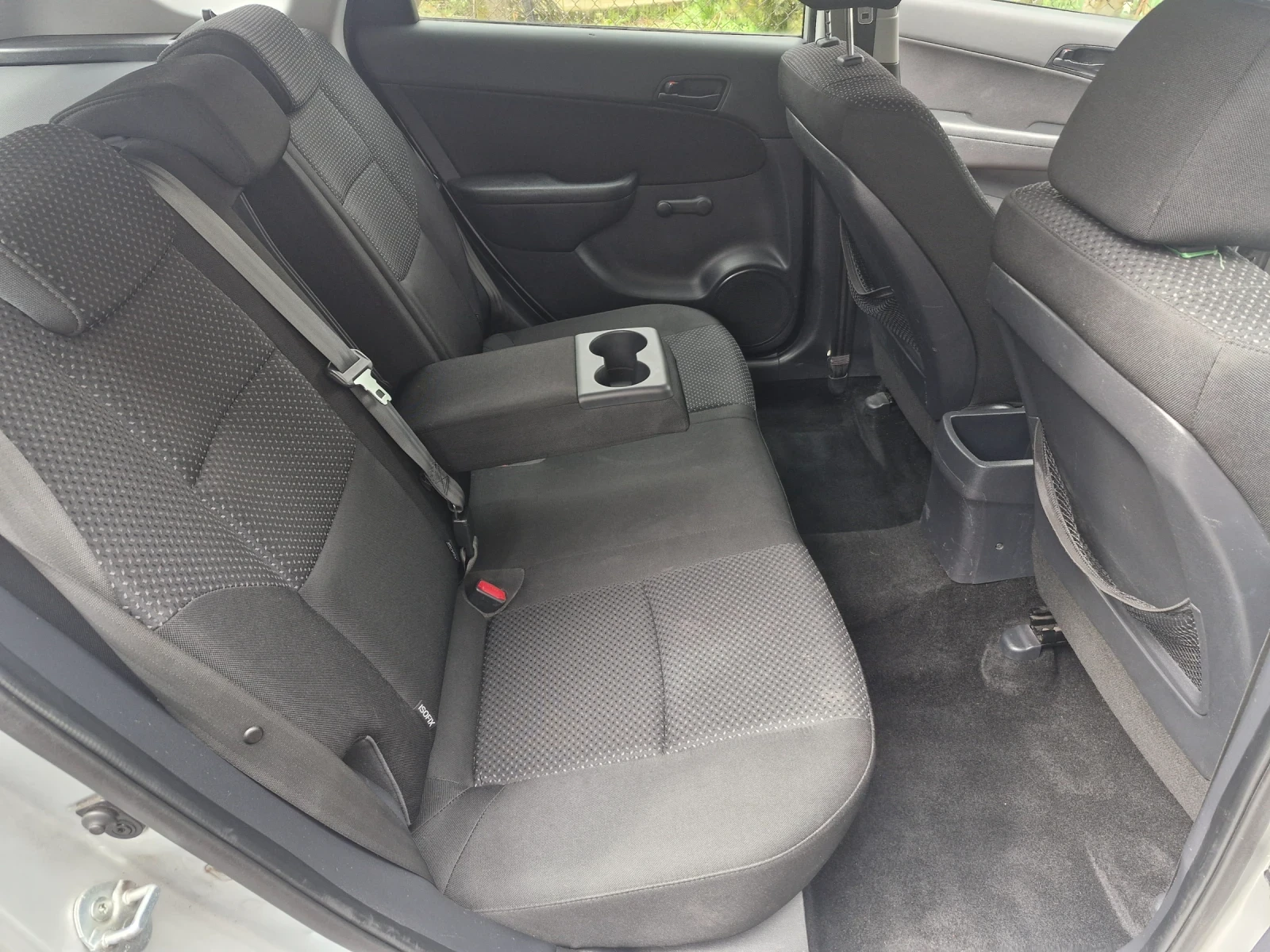 Hyundai I30 1.4 FACE 95 000км, снимка 8 - Автомобили и джипове - 54081532