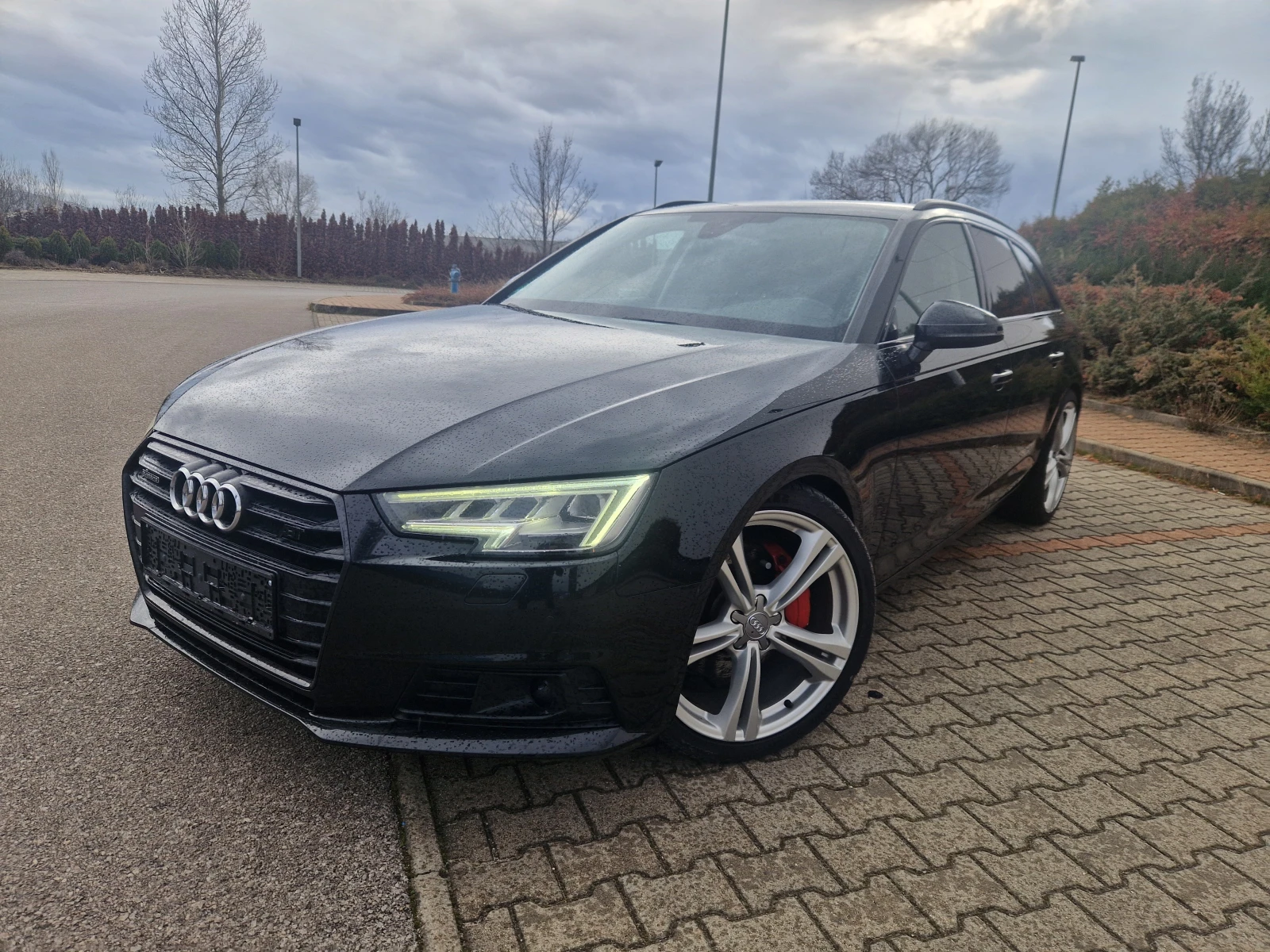 Audi A4 3.0TDI/ ABT /FULL LED/DISTRONIC/4x4