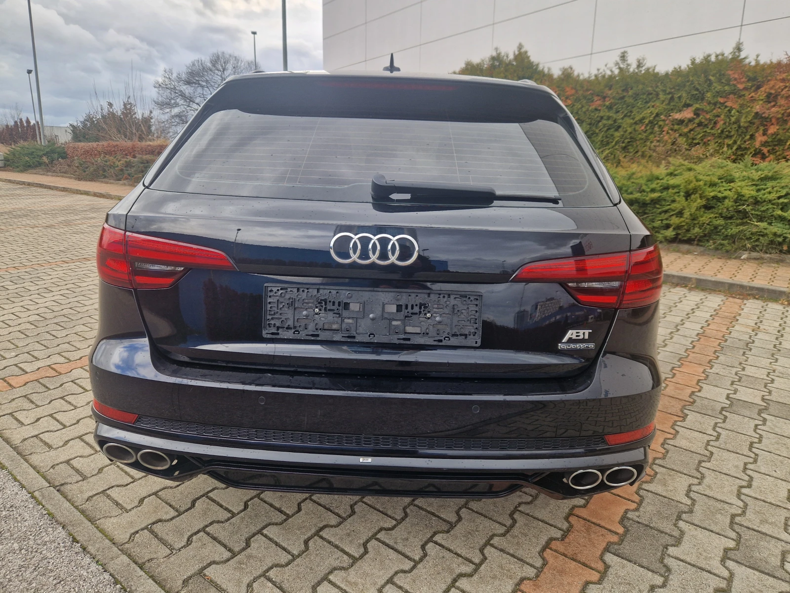 Audi A4 3.0TDI/ ABT /FULL LED/DISTRONIC/4x4, снимка 15 - Автомобили и джипове - 54323890