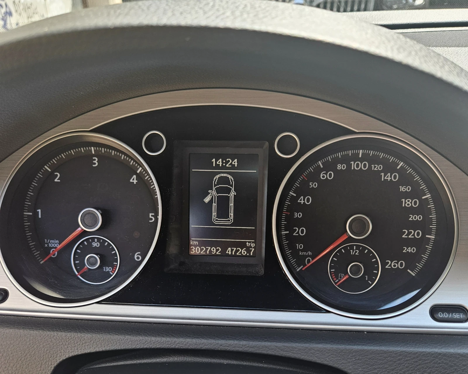 VW Passat, снимка 3 - Автомобили и джипове - 54493573