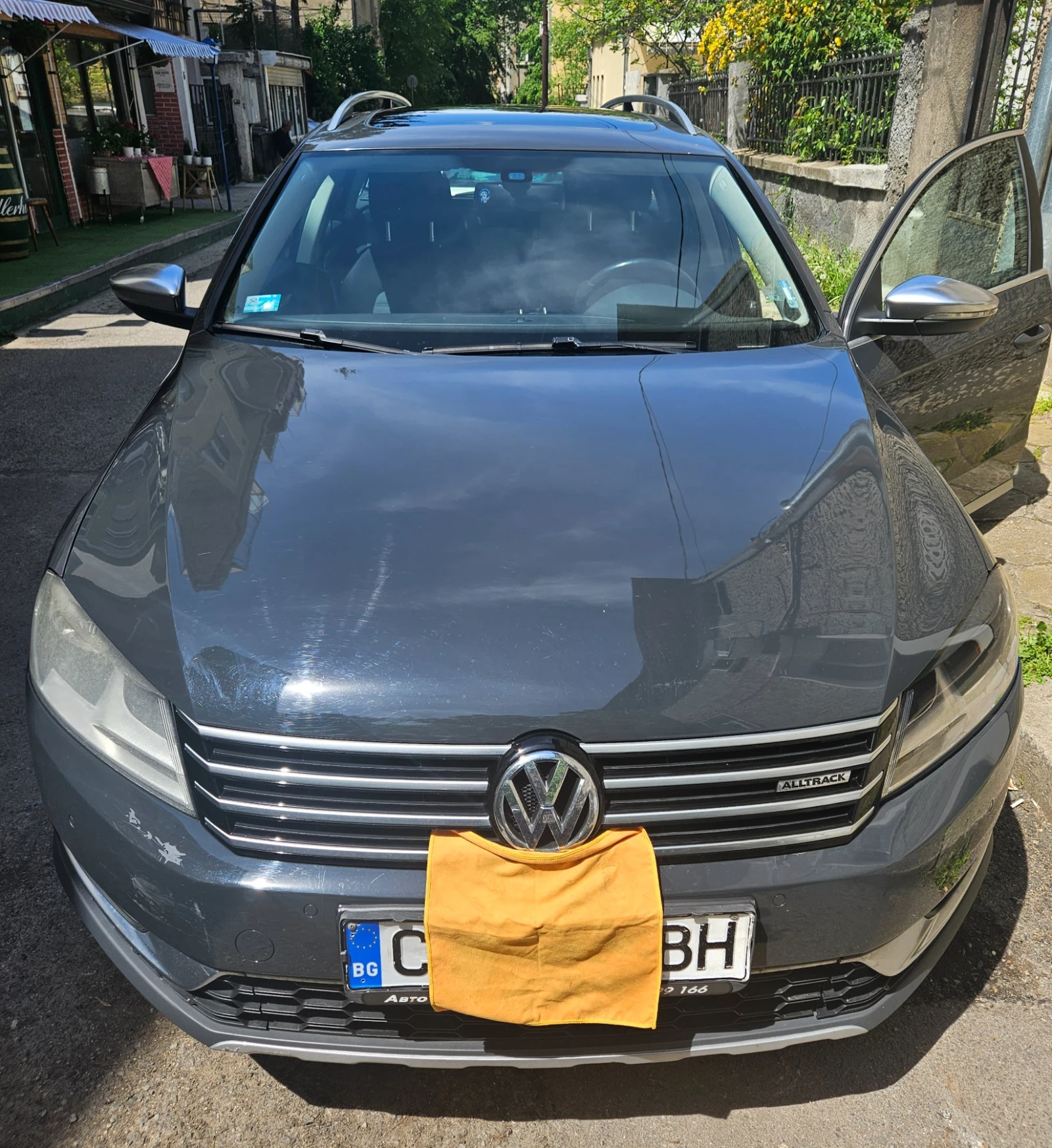 VW Passat
