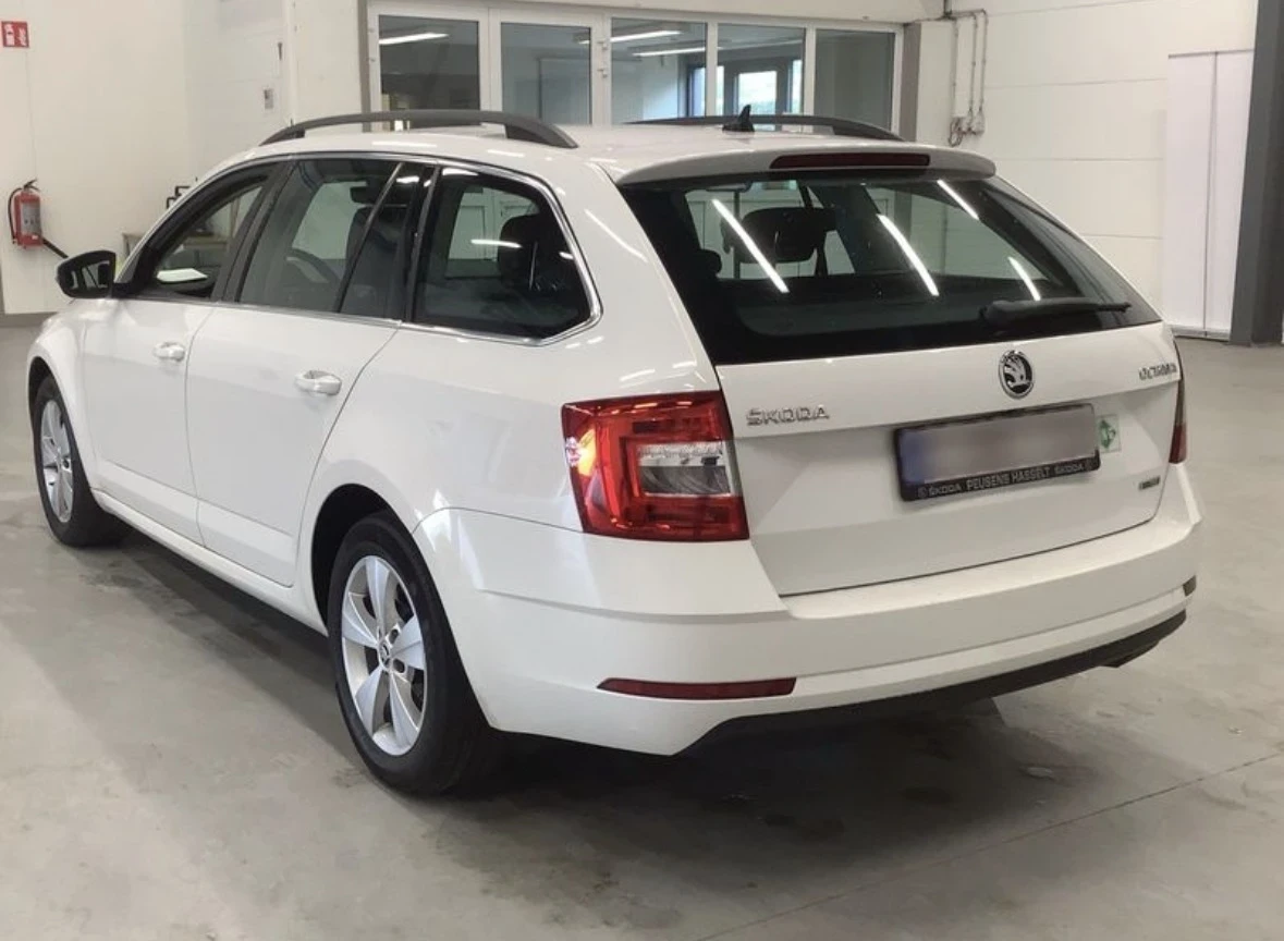 Skoda Octavia 1.5G-TEC Avtomatik , снимка 6 - Автомобили и джипове - 54659128