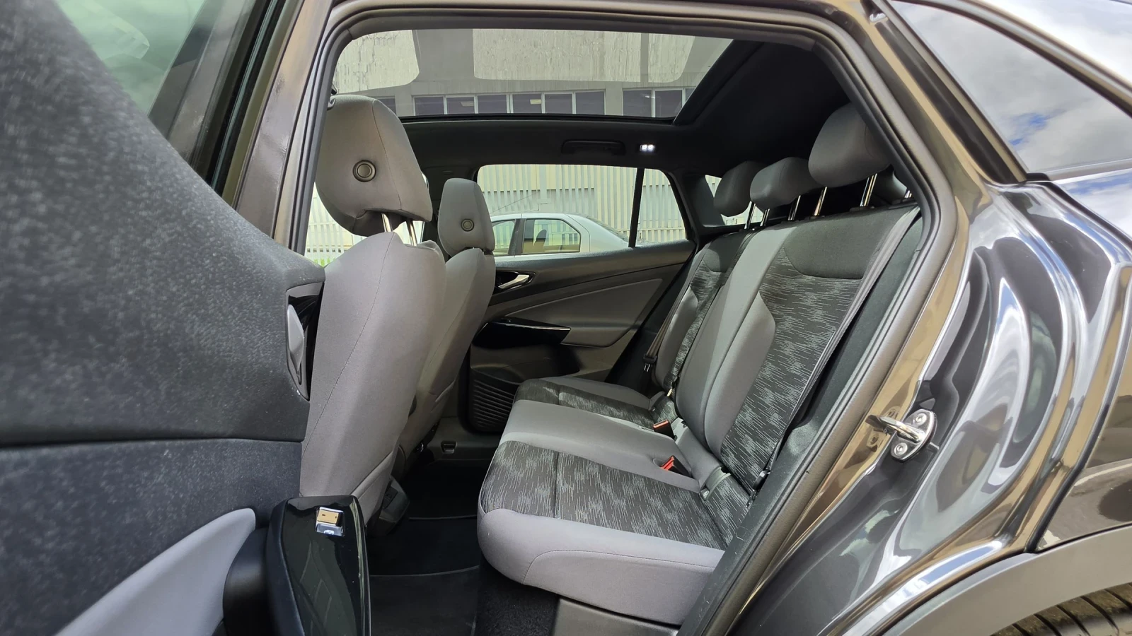 VW ID.4 Нов ГАРАНЦИЯ , снимка 11 - Автомобили и джипове - 54782610