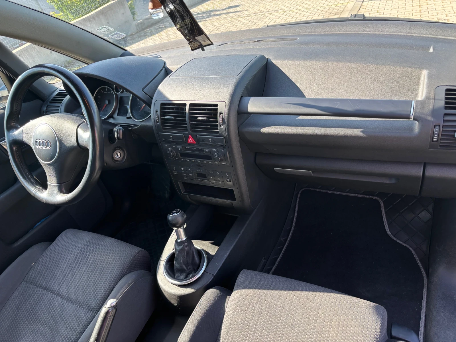 Audi A2 1.6, снимка 12 - Автомобили и джипове - 54812207