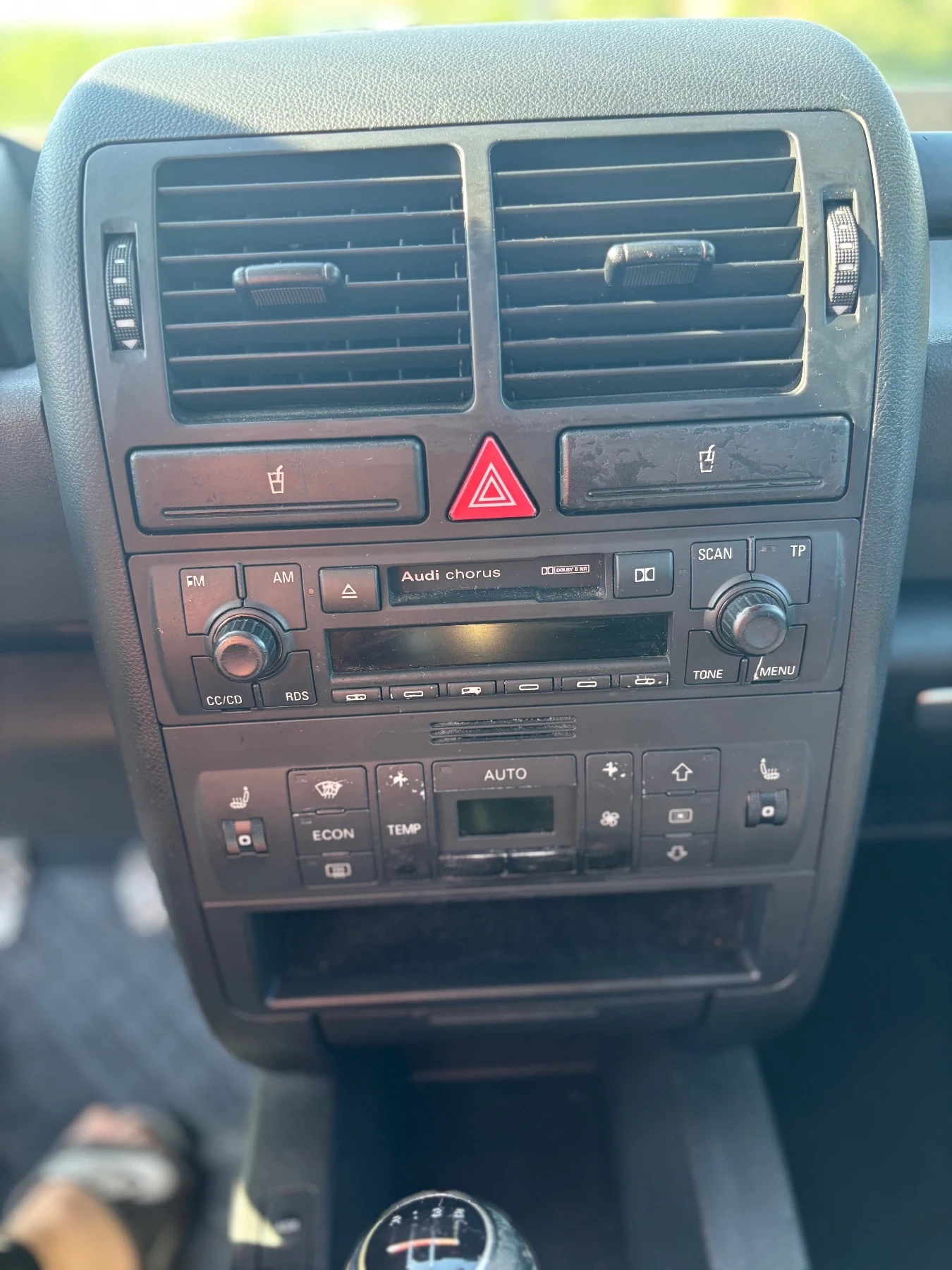 Audi A2 1.6, снимка 11 - Автомобили и джипове - 54812207