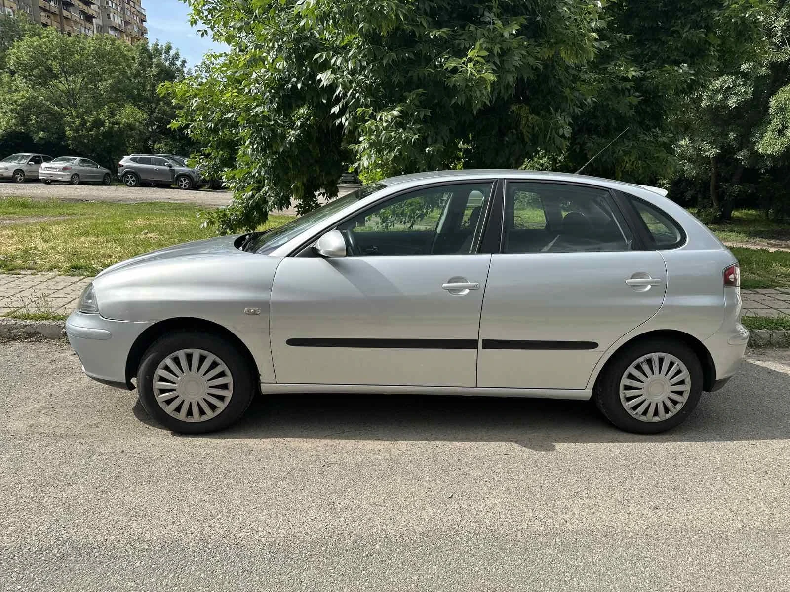Seat Ibiza, снимка 2 - Автомобили и джипове - 54818419