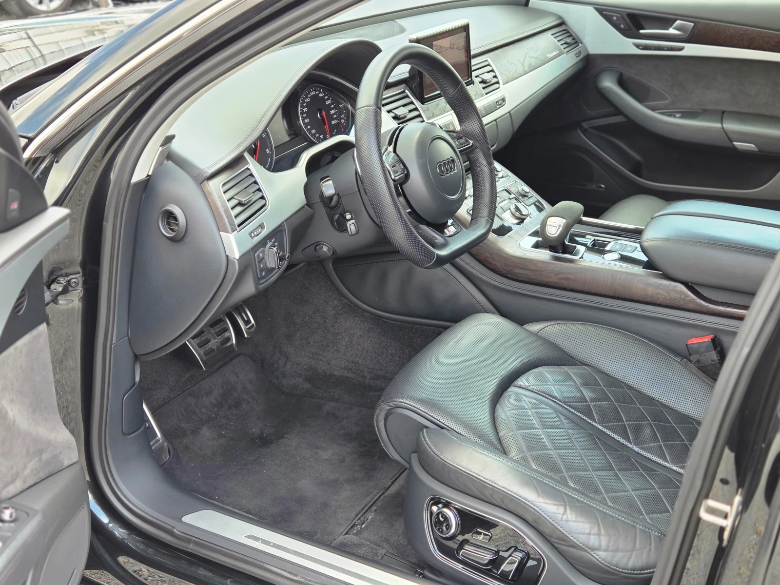Audi A8 4.2TDI Swiss, снимка 10 - Автомобили и джипове - 55153224