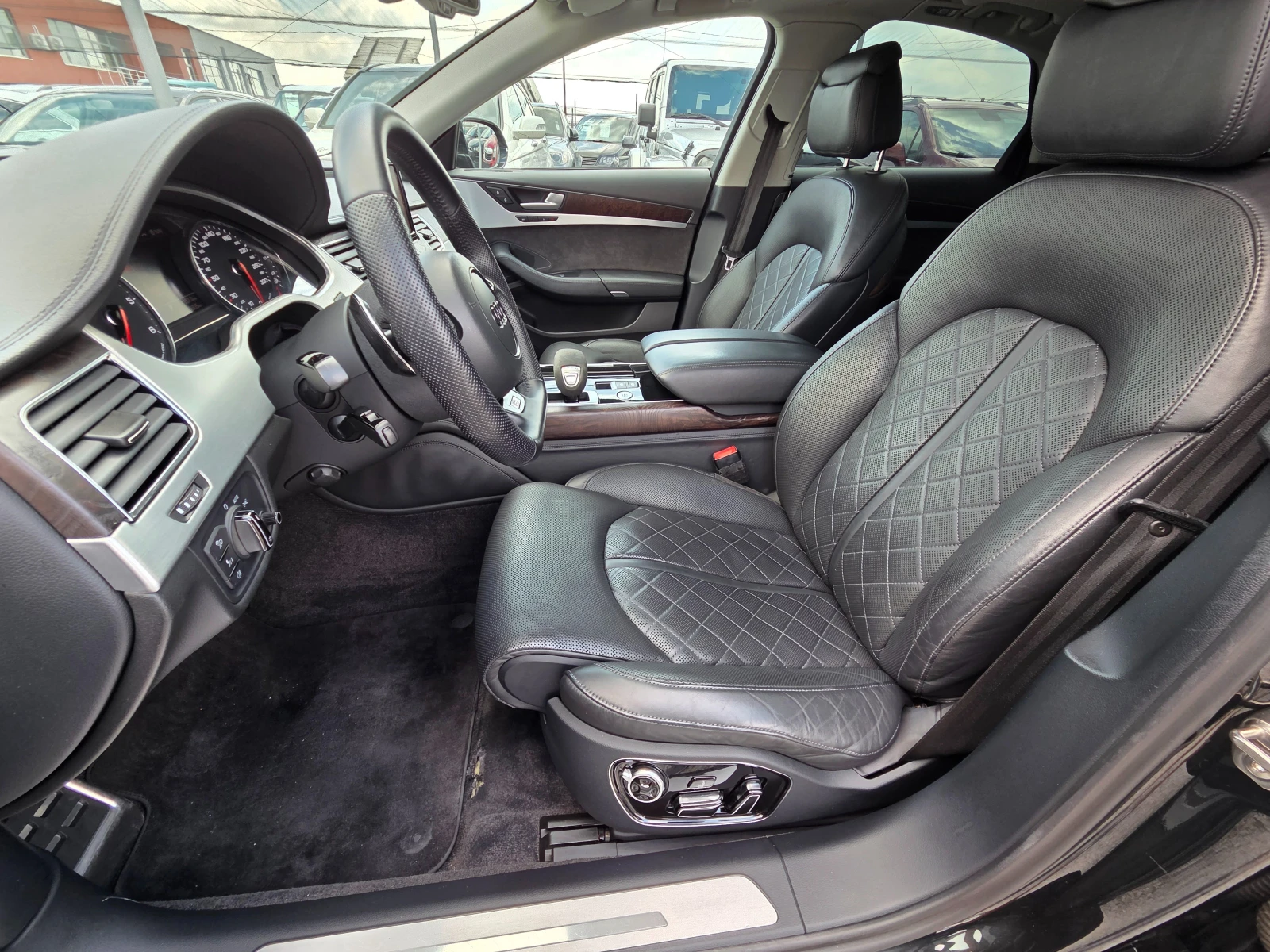 Audi A8 4.2TDI Swiss, снимка 11 - Автомобили и джипове - 55153224