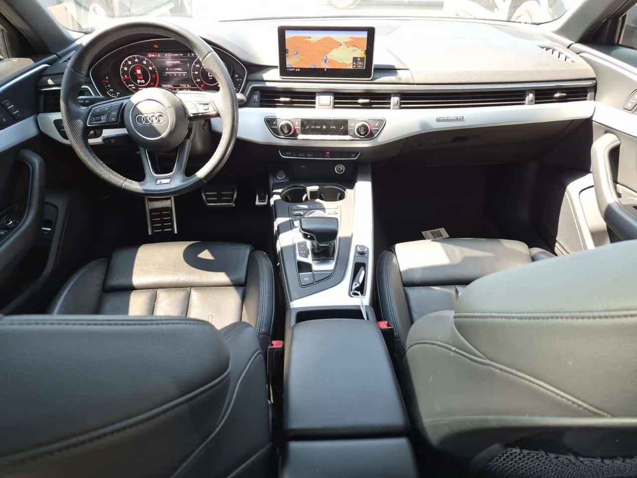 Audi A4 PROGRESSIV/CARFAX/ДИСТРОНИК/ПОДГРЕВ/ШИБЕДАХ/, снимка 10 - Автомобили и джипове - 55305169