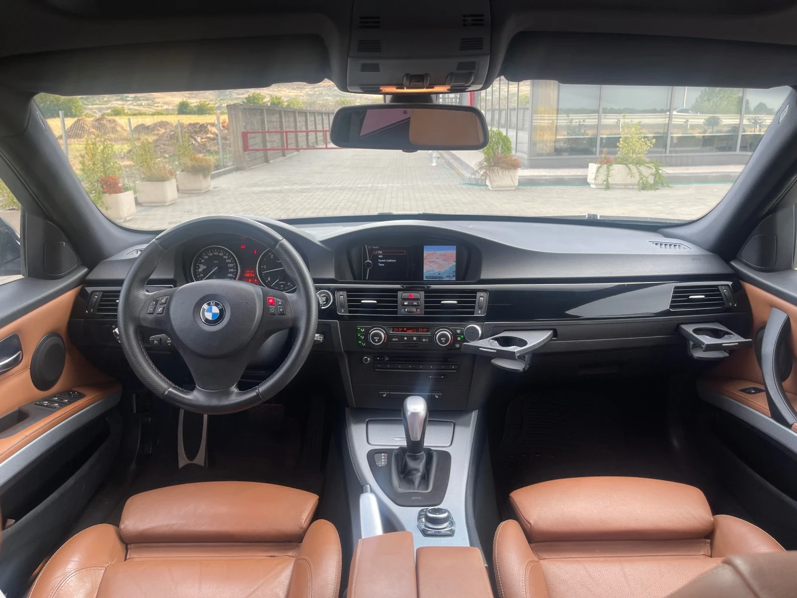 BMW 335 M-Packet, снимка 13 - Автомобили и джипове - 56138876