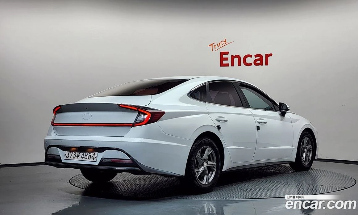 Hyundai Sonata 2.0 Smart, снимка 2 - Автомобили и джипове - 56155391