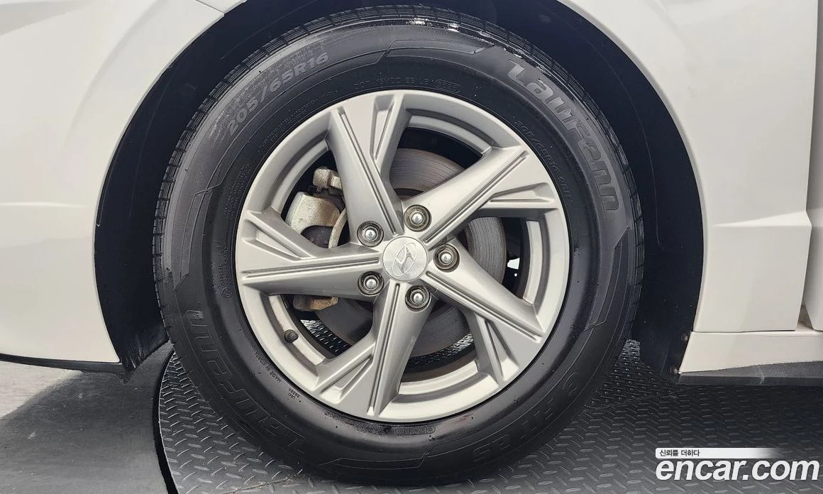 Hyundai Sonata 2.0 Smart, снимка 5 - Автомобили и джипове - 56155391