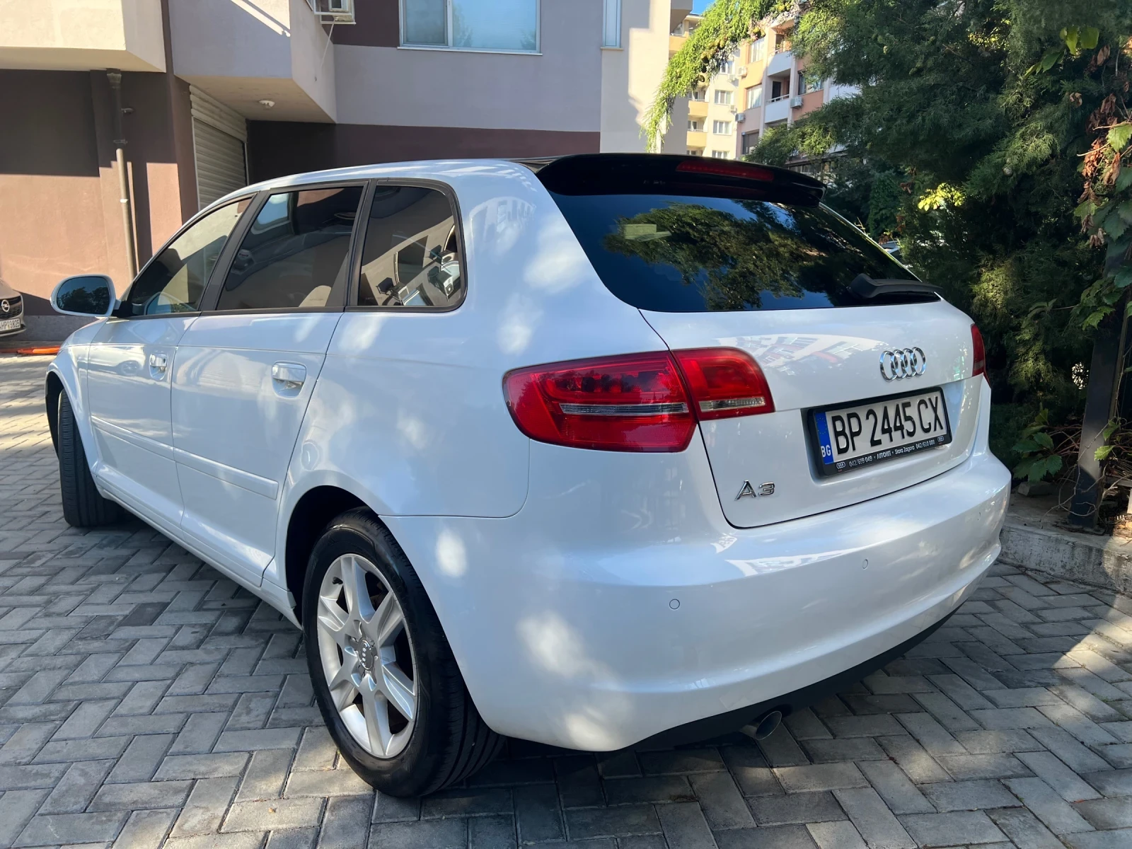 Audi A3 1.6 TDI, снимка 4 - Автомобили и джипове - 56252687