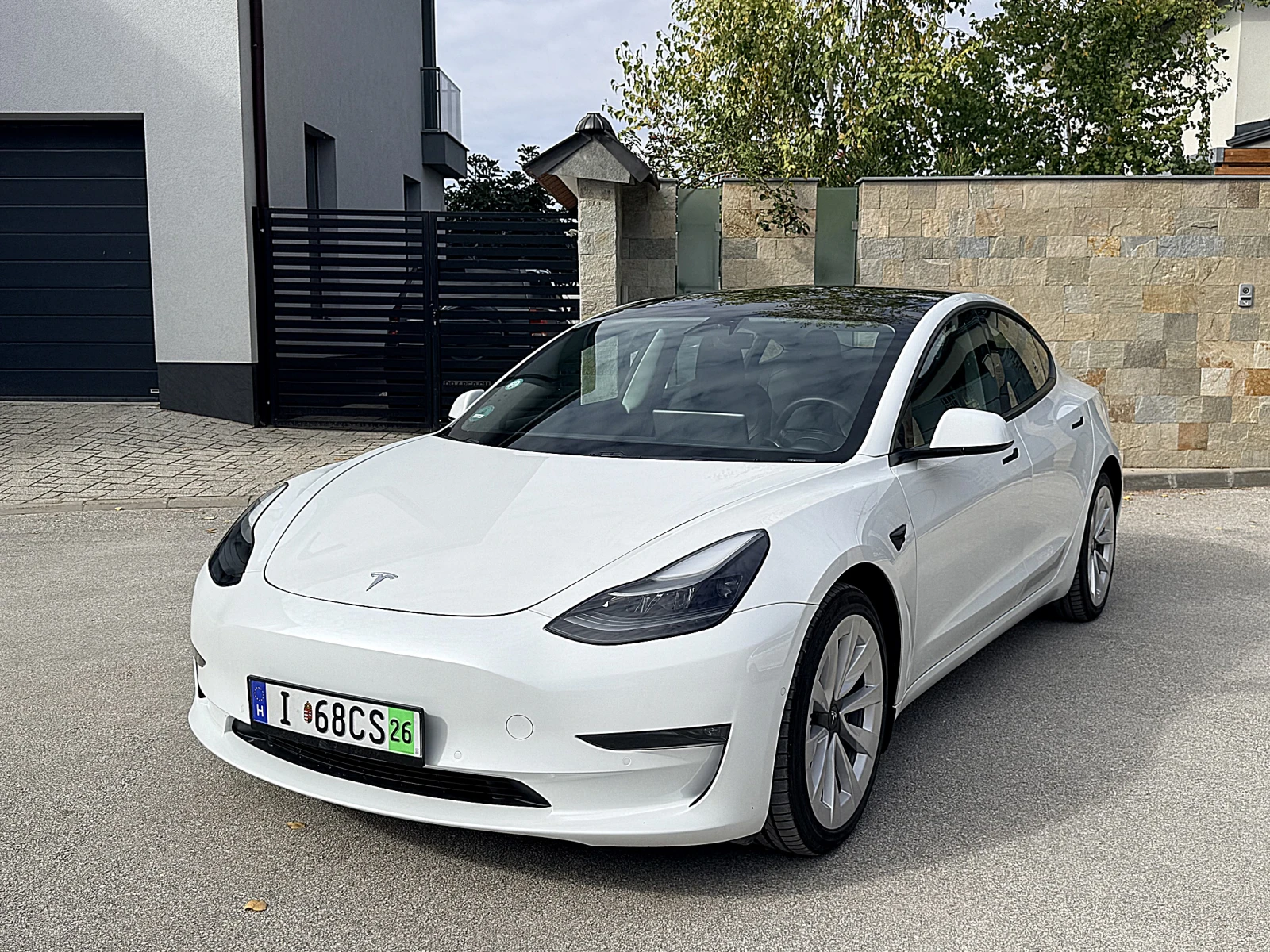 Tesla Model 3 Long Range 4x4 Европейска Гаранция