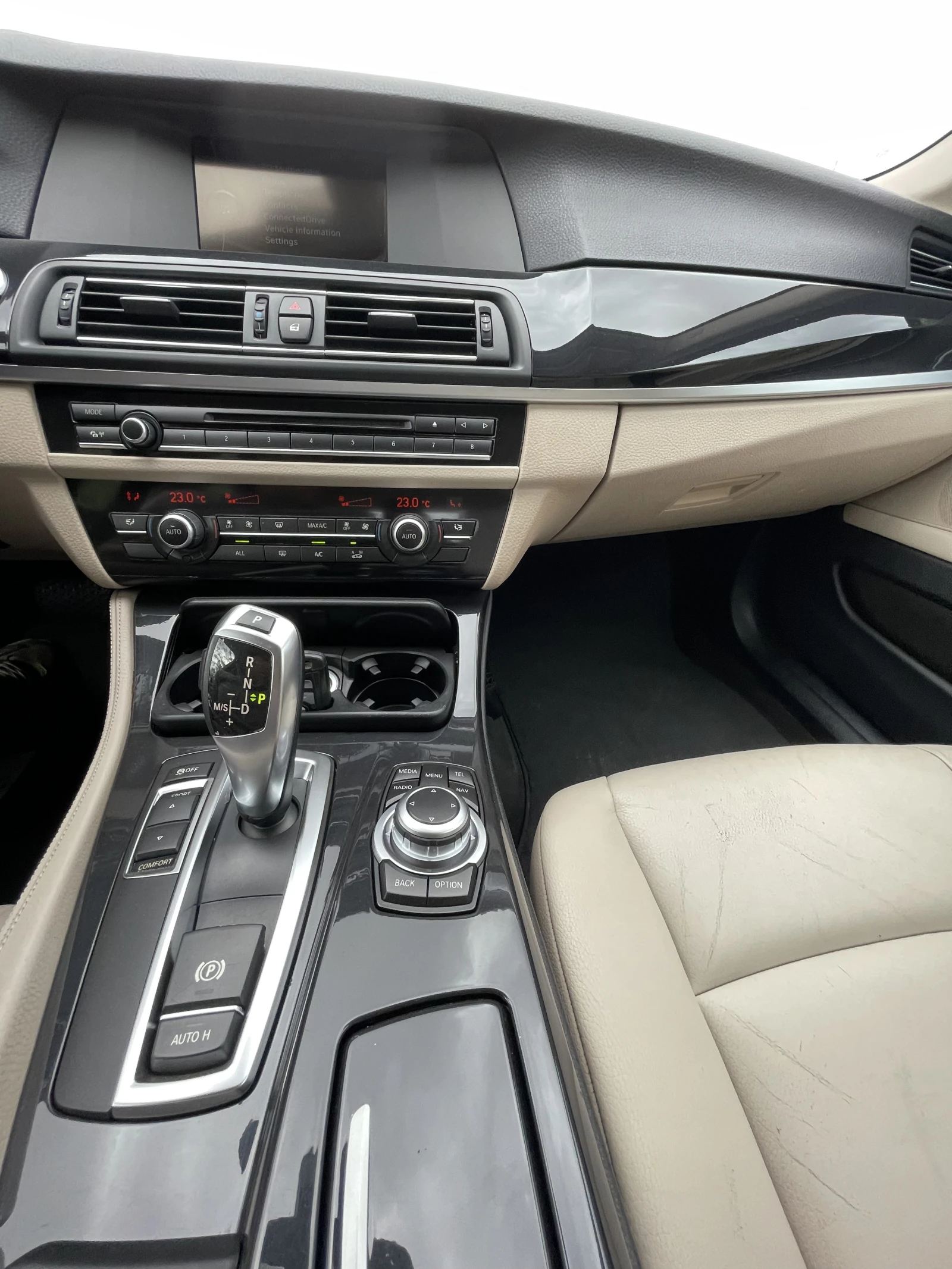 BMW 520 184HP , снимка 14 - Автомобили и джипове - 56680380