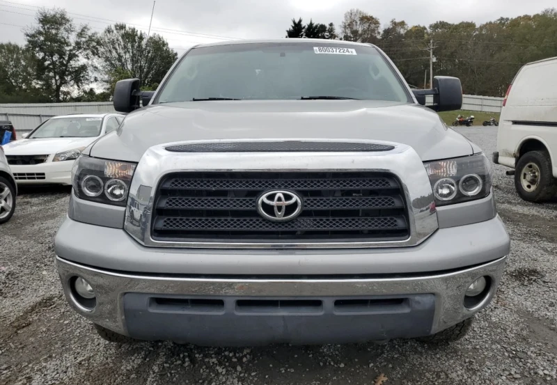 Toyota Tundra, снимка 3 - Автомобили и джипове - 48602038