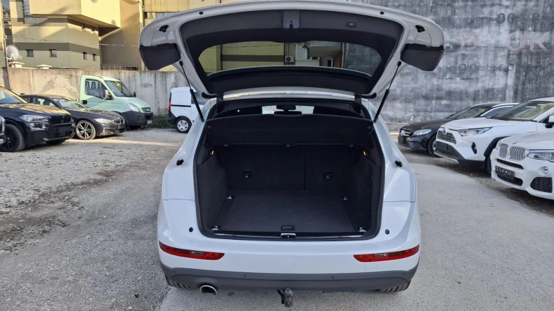 Audi Q5 S-line, снимка 9 - Автомобили и джипове - 52460503