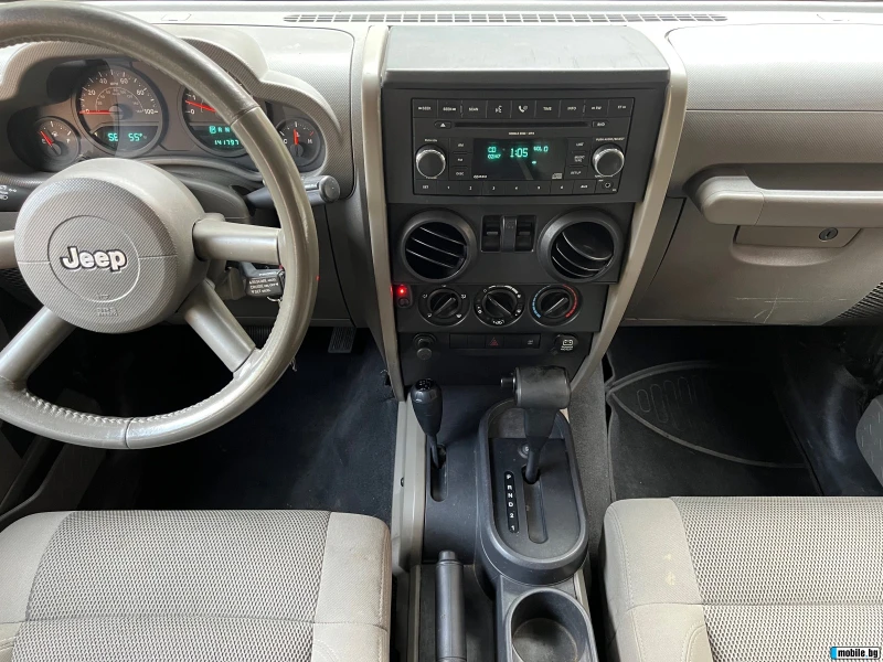 Jeep Wrangler SAHARA, снимка 15 - Автомобили и джипове - 52877031