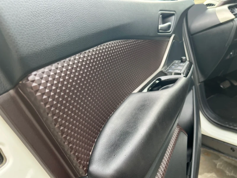 Toyota C-HR, снимка 13 - Автомобили и джипове - 53021482