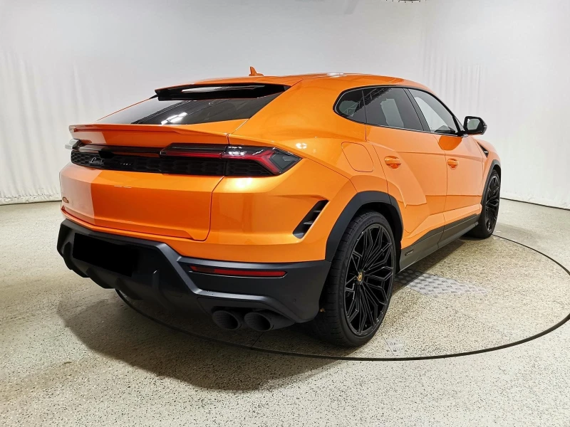 Lamborghini Urus SE HYBRID B&O PANORAMA KERAMIK 360 CAMERA , снимка 3 - Автомобили и джипове - 53343956