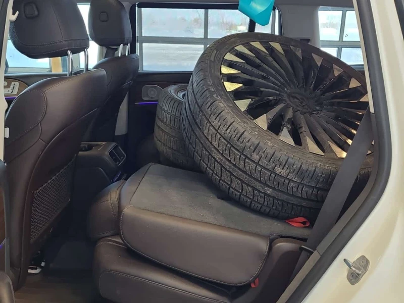 Mercedes-Benz GLS * 450 * CARFAX * ЦЕНА ДО БГ, снимка 13 - Автомобили и джипове - 53524548