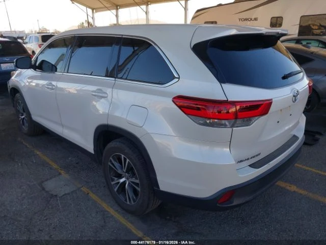 Toyota Highlander * ПАРКТРОНИК* НАВИ*  - изображение 3