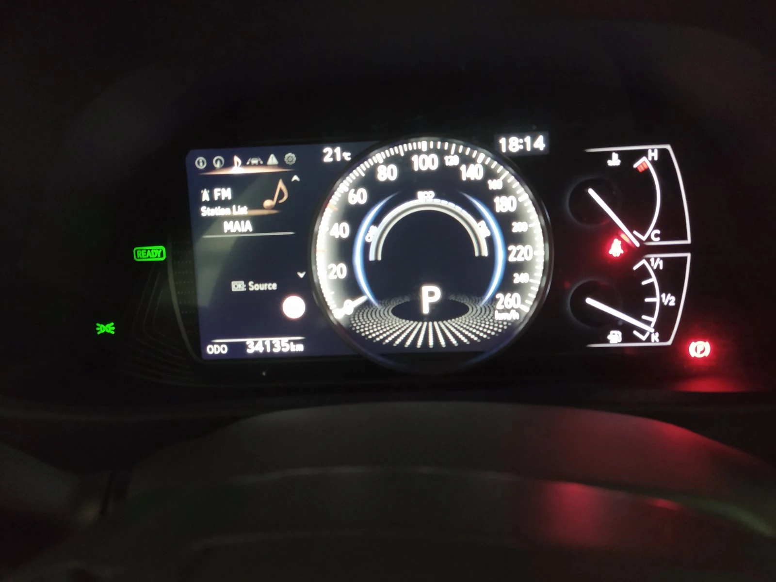 Lexus UX 250h 250HIBRID - изображение 10