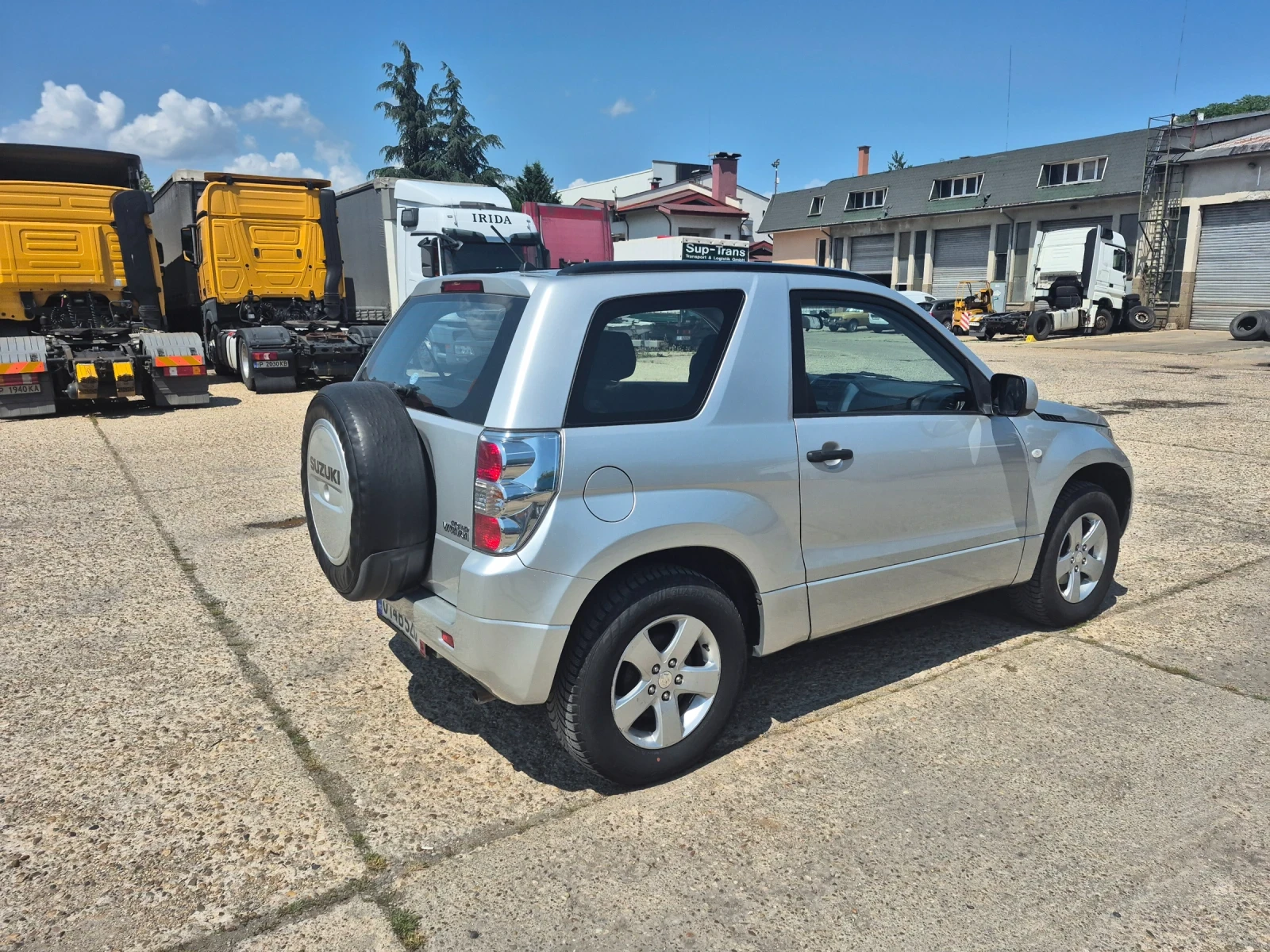 Suzuki Grand vitara Газ Бензин 69000 4+ 4 - изображение 7