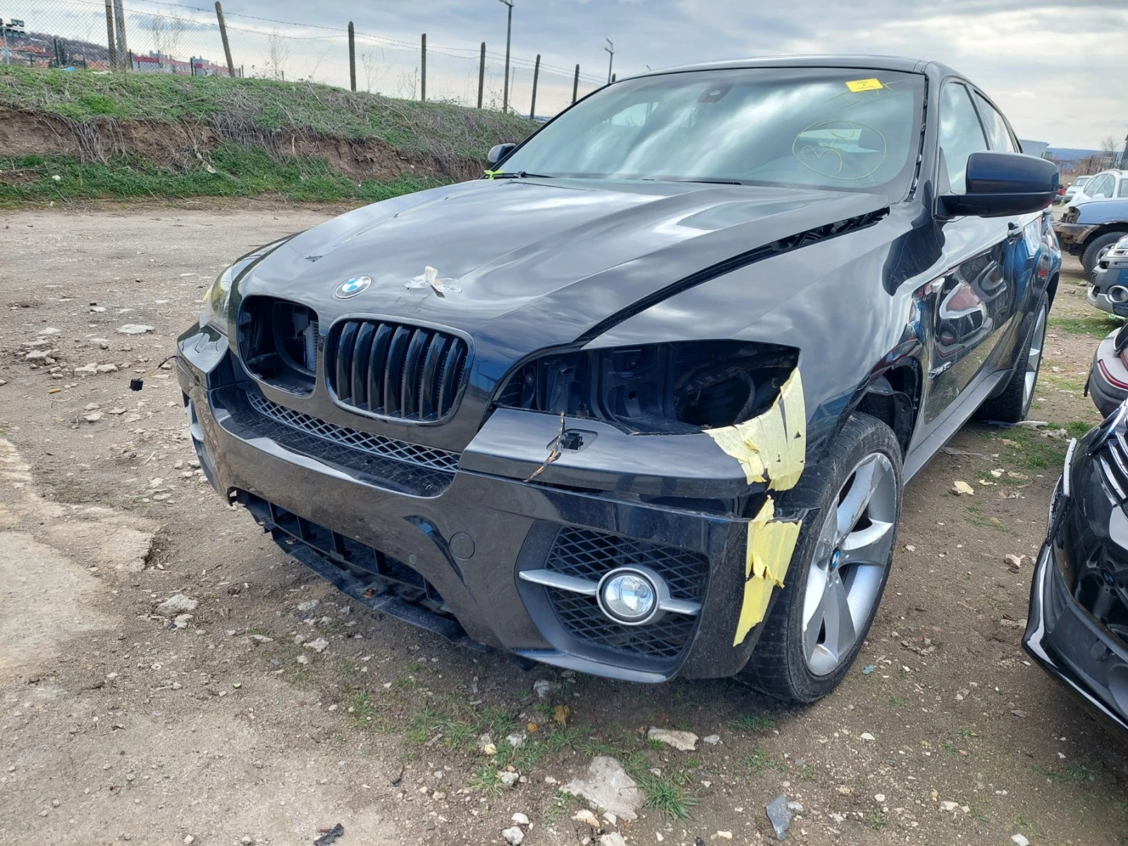 BMW X6 5.0 - изображение 9