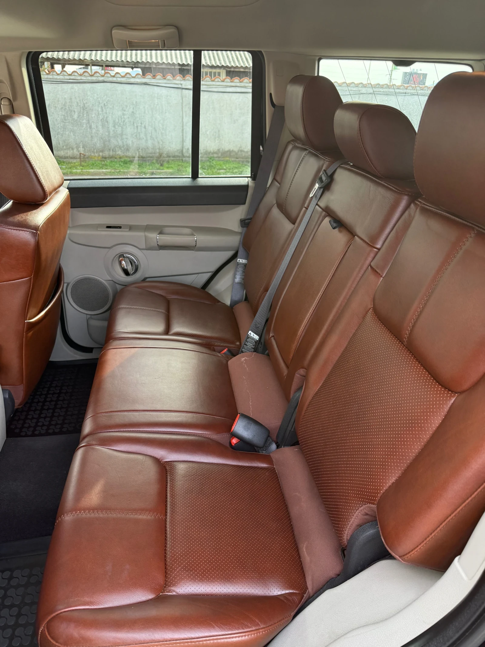 Jeep Commander 3.0 CDI, снимка 9 - Автомобили и джипове - 53874306