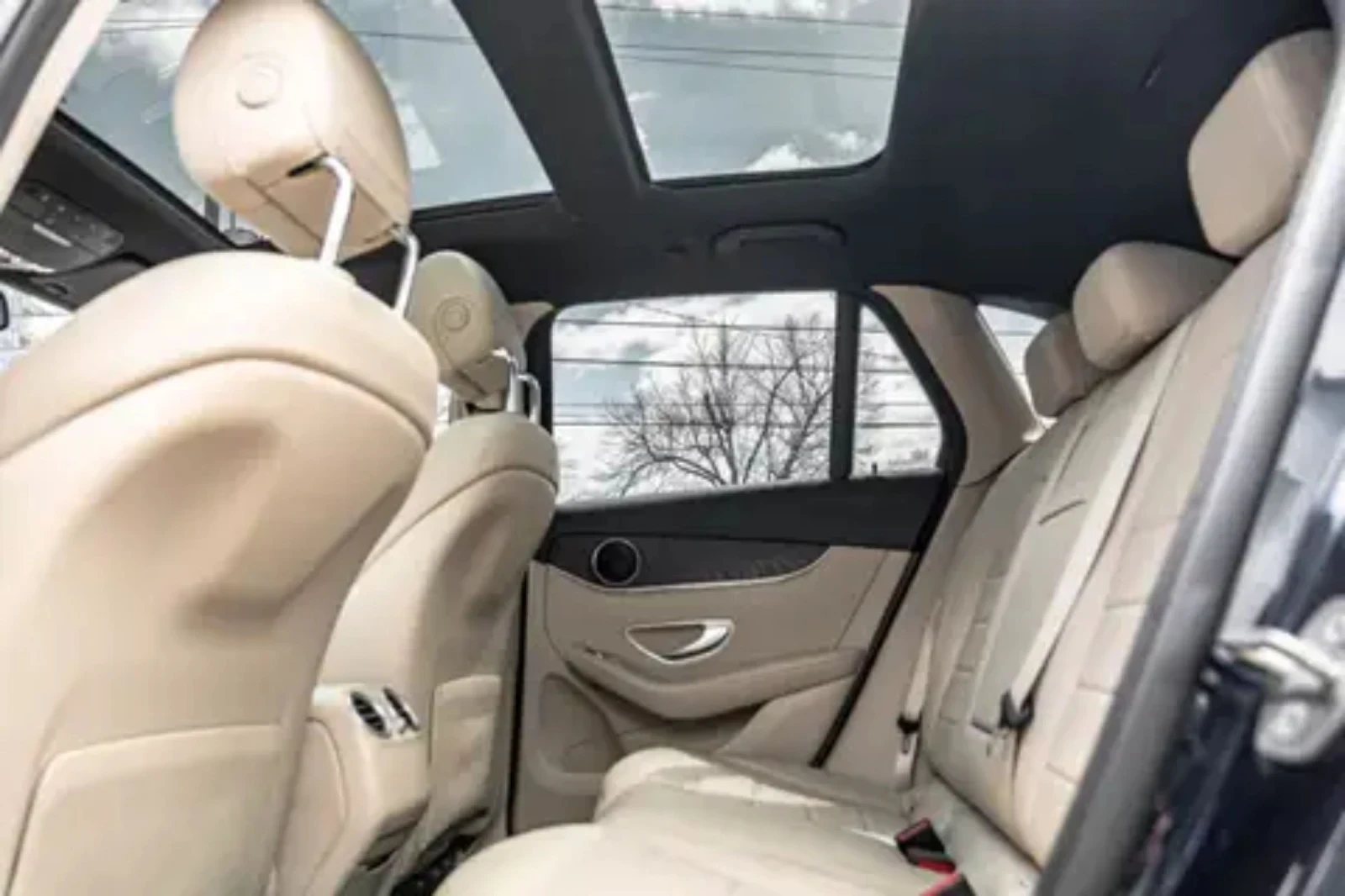 Mercedes-Benz GLC 300 2019/4-MATIC/360/LANE ASIST/PANO/PODGREV/DISTR, снимка 12 - Автомобили и джипове - 53894412