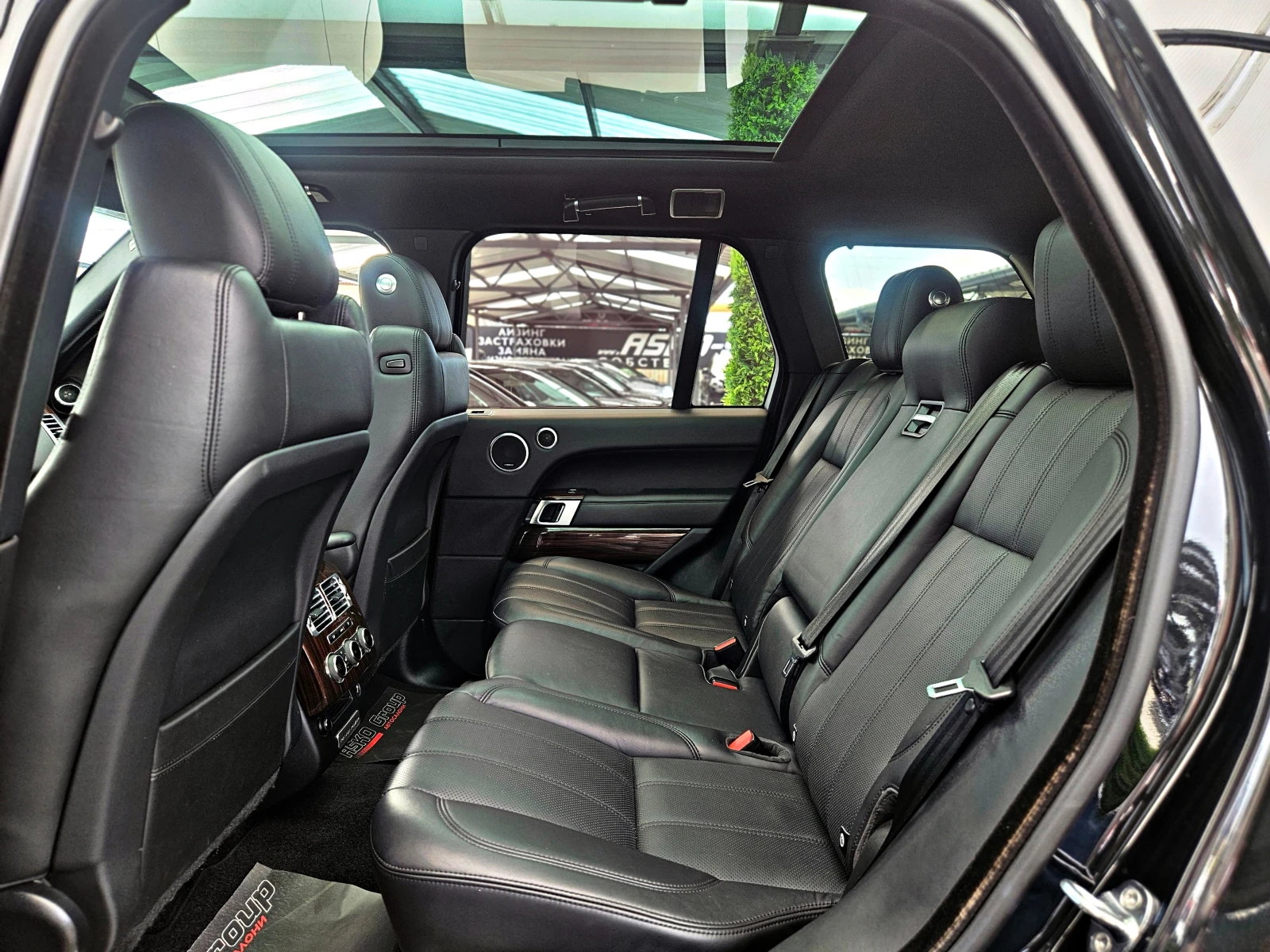 Land Rover Range rover TV/PANO/DISTR/DIGITAL/360CAMERA/ОБДУХ/MERIDIAN/LIZ, снимка 16 - Автомобили и джипове - 54133328