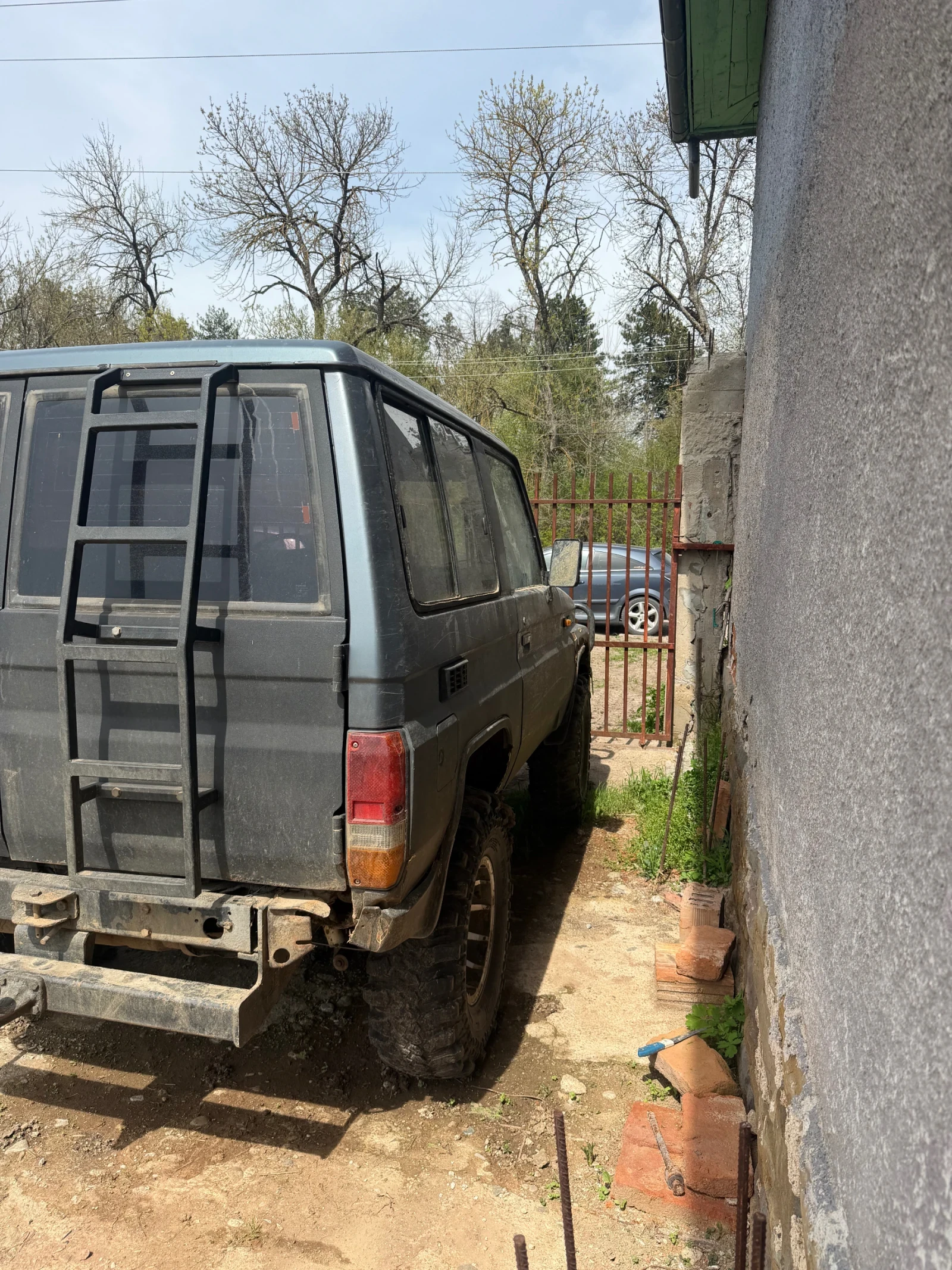 Toyota Land cruiser 2400, снимка 3 - Автомобили и джипове - 54170039