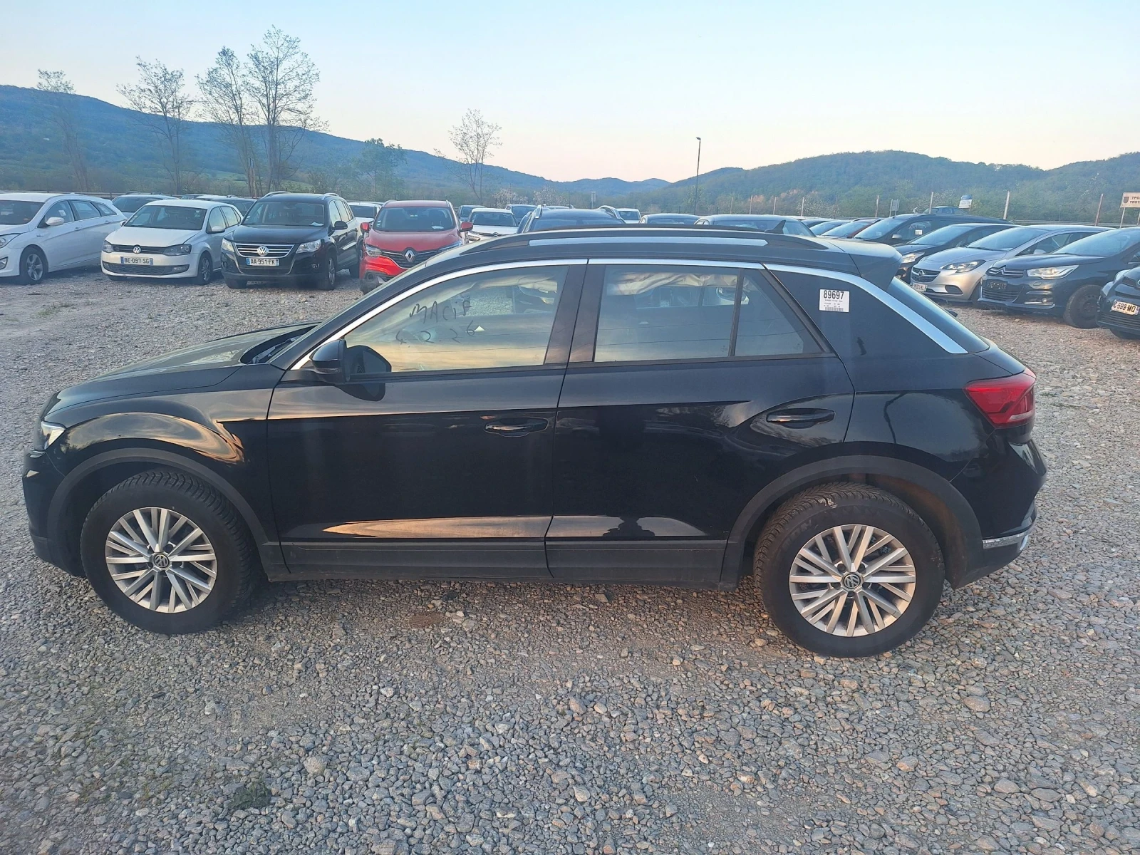 VW T-Roc 1.0TSI EURO6, снимка 2 - Автомобили и джипове - 54444038