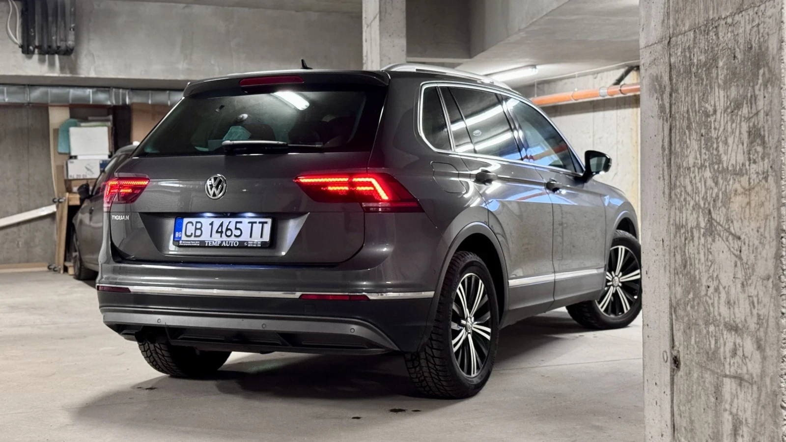 VW Tiguan 2.0TDI HIGHLINE 190HP, снимка 5 - Автомобили и джипове - 54547213