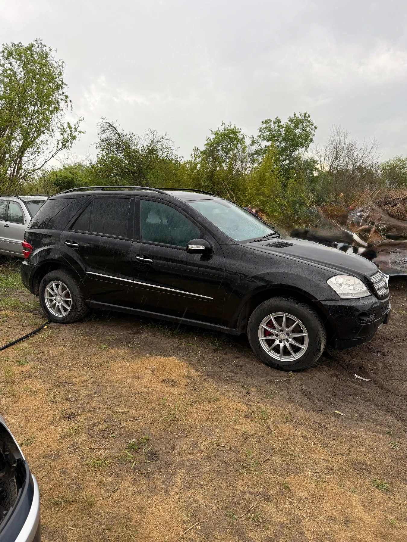 Mercedes-Benz ML 320 3.2, снимка 3 - Автомобили и джипове - 54715326