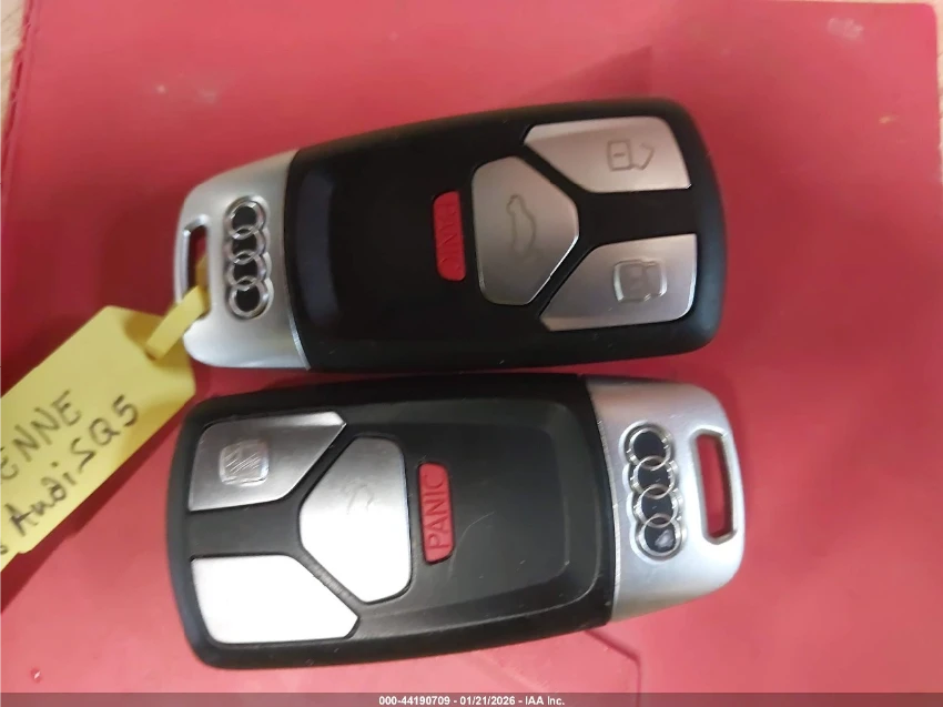 Audi SQ5 PREMIUM PLUS / DIGITAL / ПОДГРЕВИ / ШИБИДАХ, снимка 9 - Автомобили и джипове - 54777413